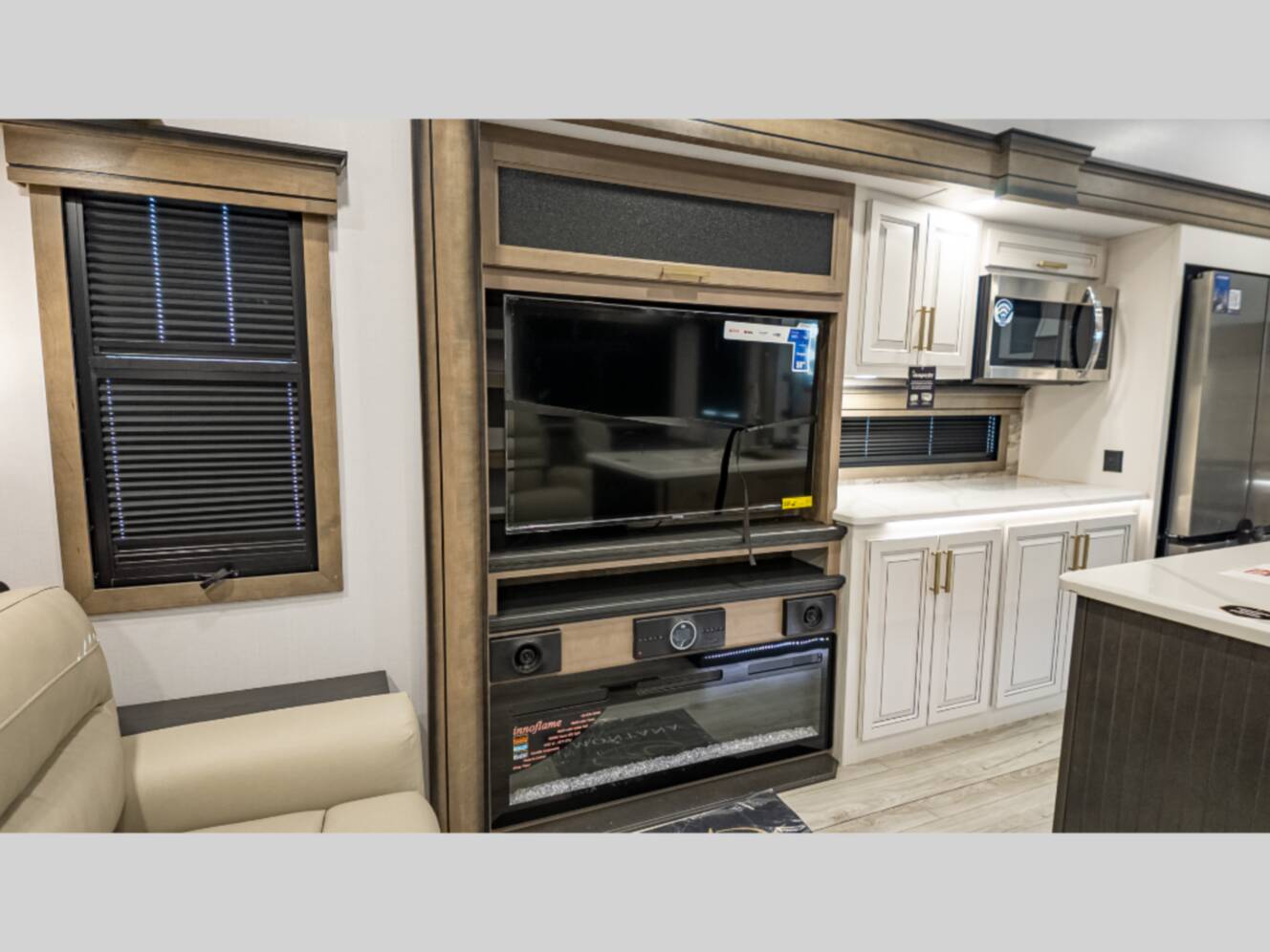 A photo of this 2025 Keystone Rv Montana 3231CK
