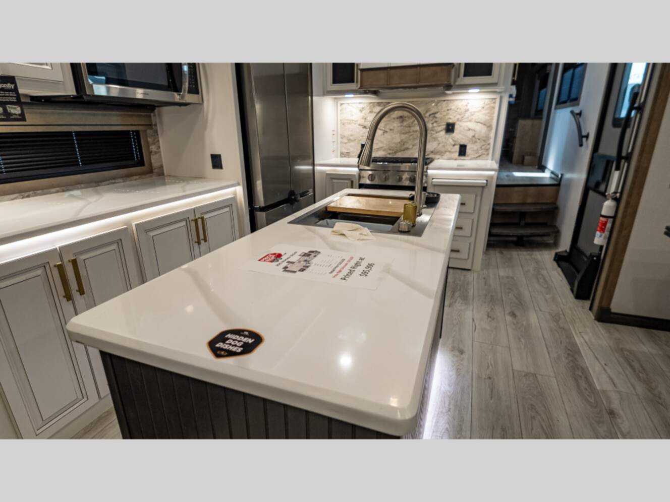 A photo of this 2025 Keystone Rv Montana 3231CK