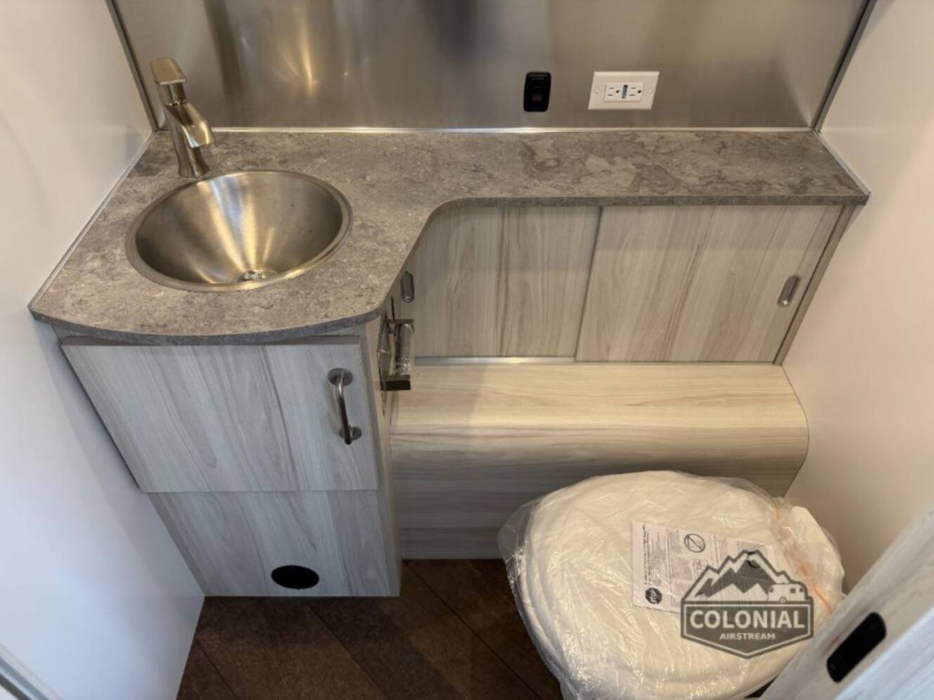 A photo of this 2026 Airstream International 28RBQ Queen