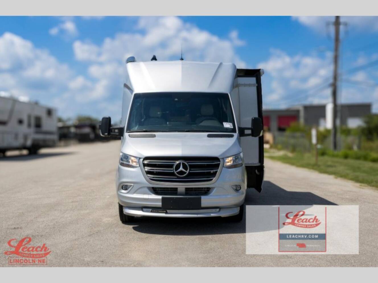 A photo of this 2023 Airstream Atlas Murphy Suite