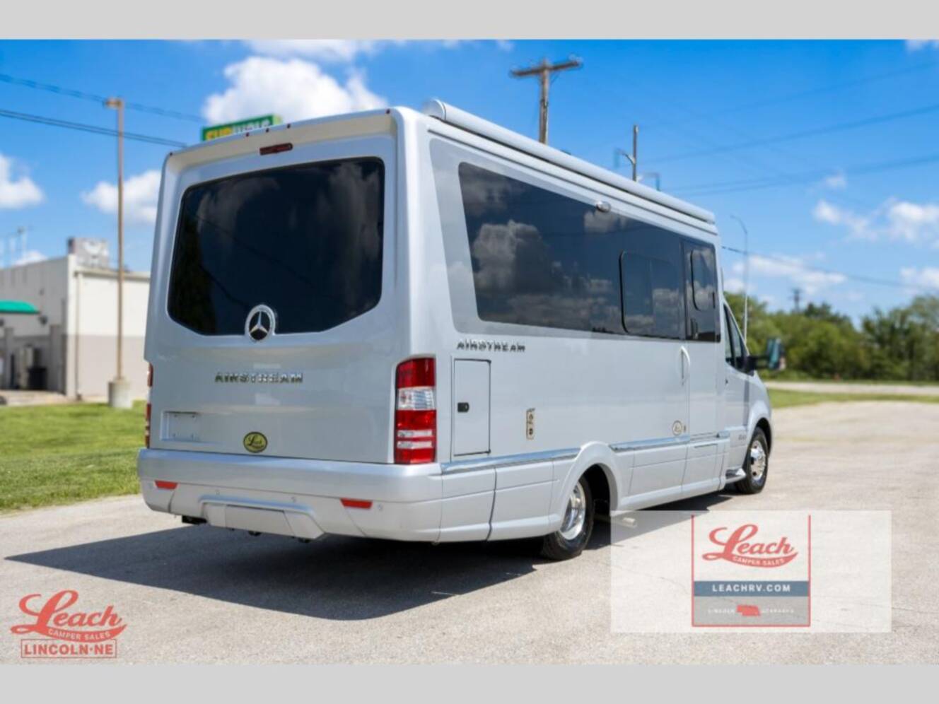 A photo of this 2023 Airstream Atlas Murphy Suite