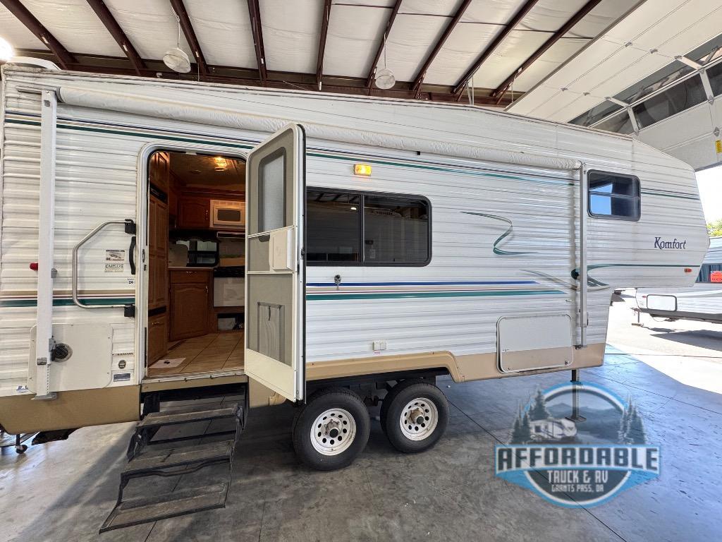 2003 Thor Motor Coach Komfort 24FS in grants pass OR
