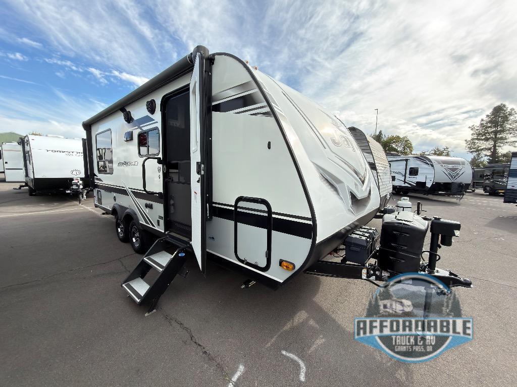 2021 Jayco Jay Feather X213 in grants pass OR