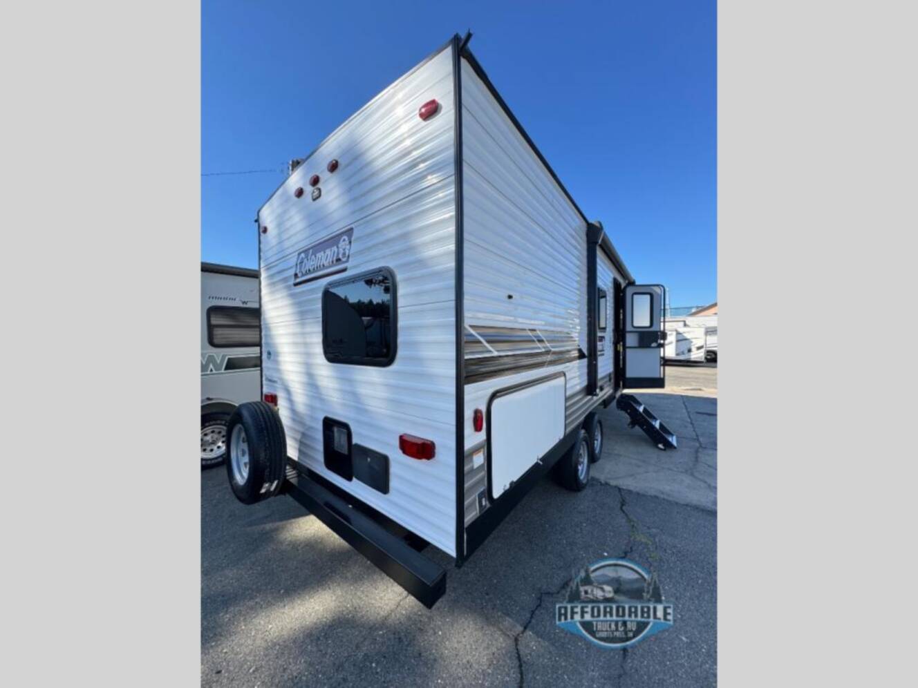 A photo of this 2022 Dutchmen Rv Coleman Lantern LT Series 214BH