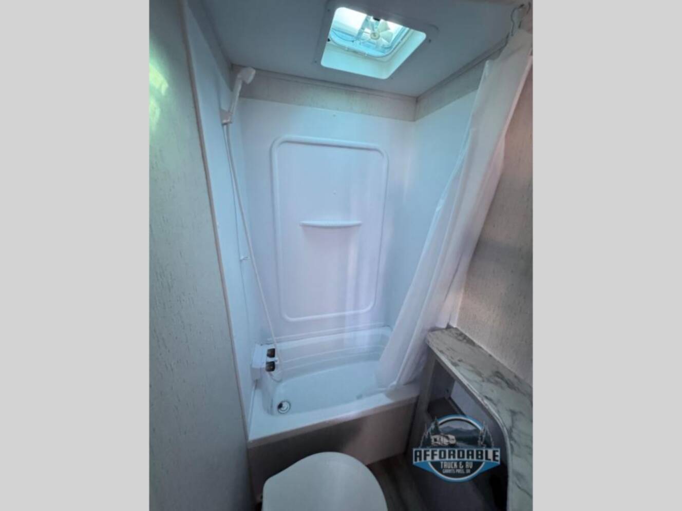 A photo of this 2022 Dutchmen Rv Coleman Lantern LT Series 214BH