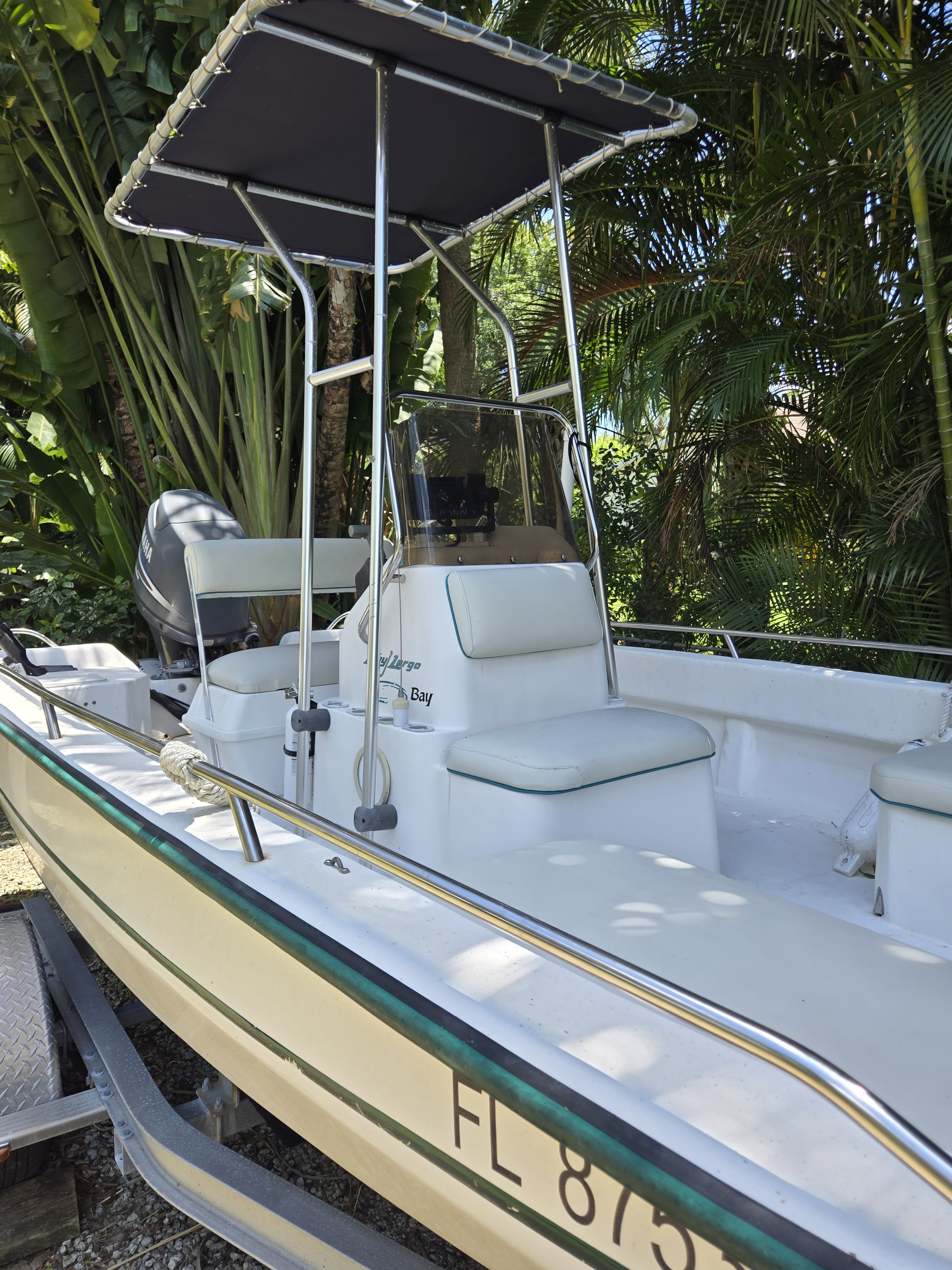 2005 Key Largo Center Console in vero beach FL