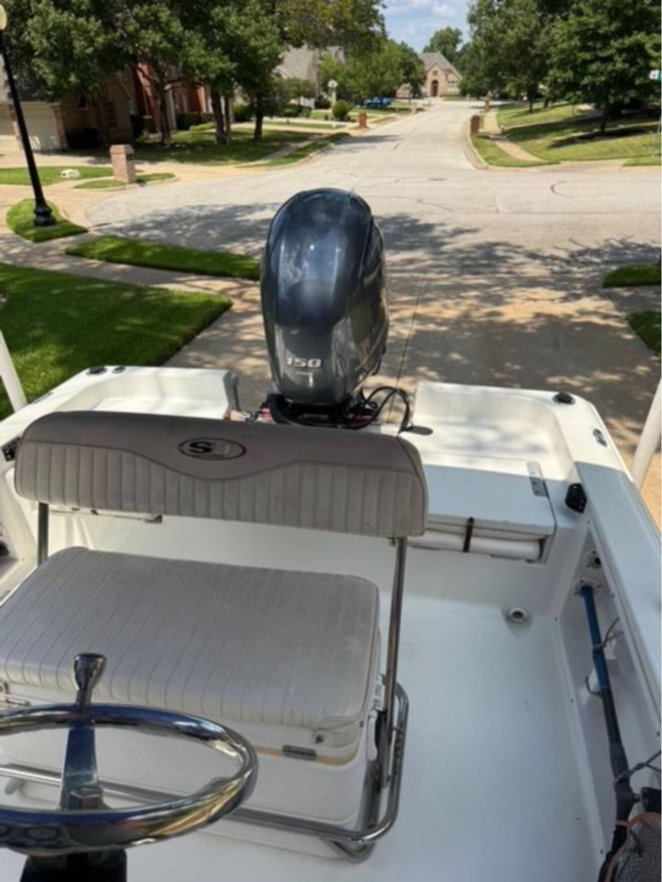 A photo of this 2012 Sea Hunt Xp 19