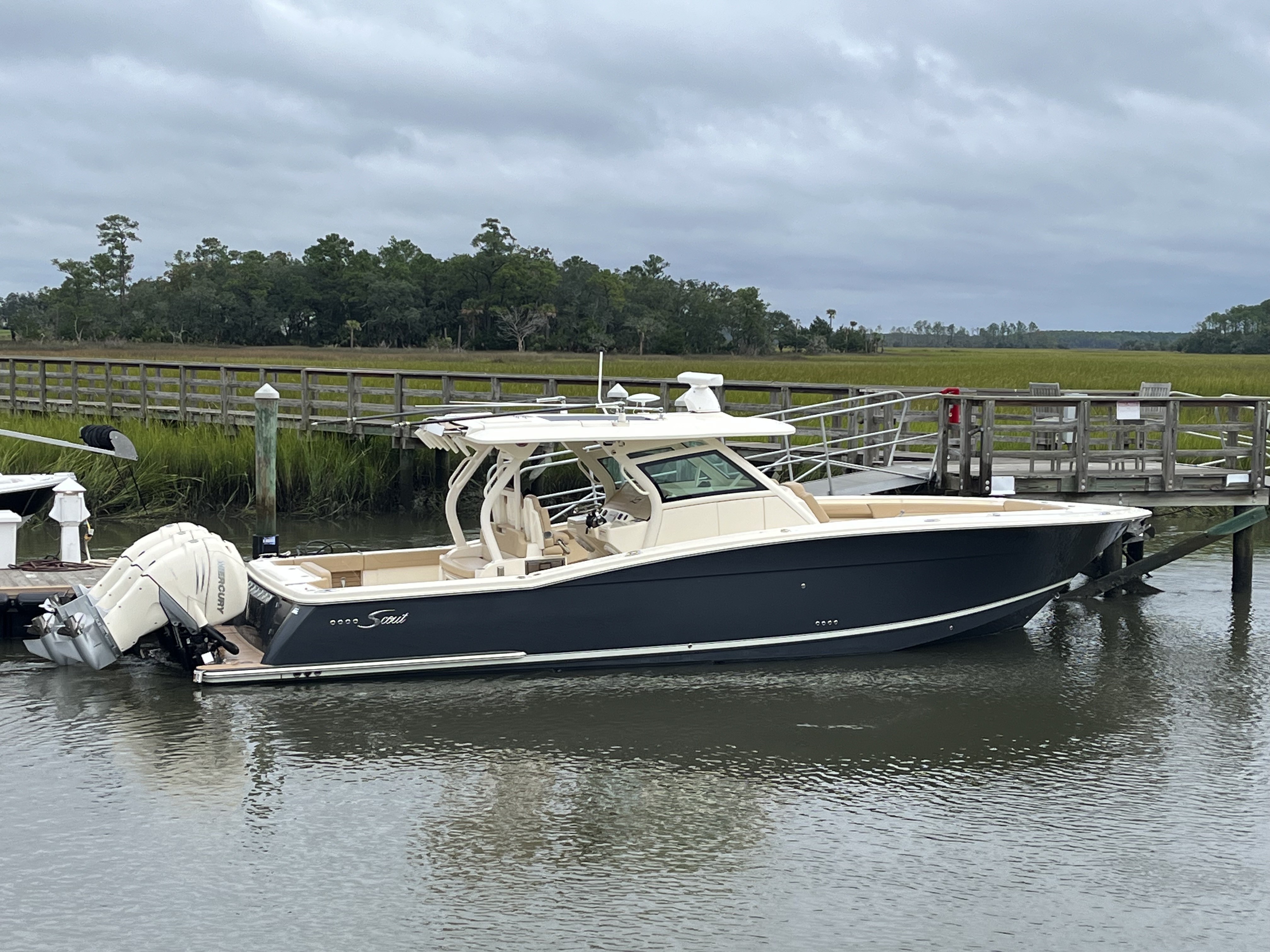 2019 Scout Lxf Series Sport Fishing Boat boat