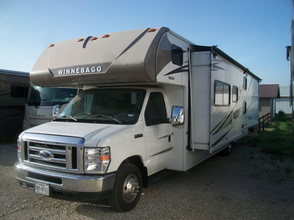 Spirit Sleeps 9 For Sale Near 89523 - Winnebago RVs - RV Trader