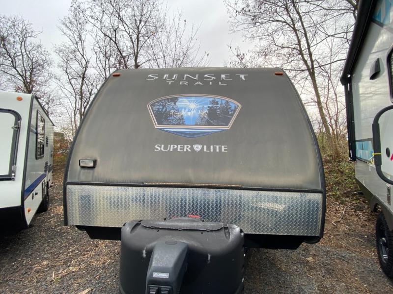 2014 Crossroads Rv Sunset Trail Super Lite ST240BH in souderton PA