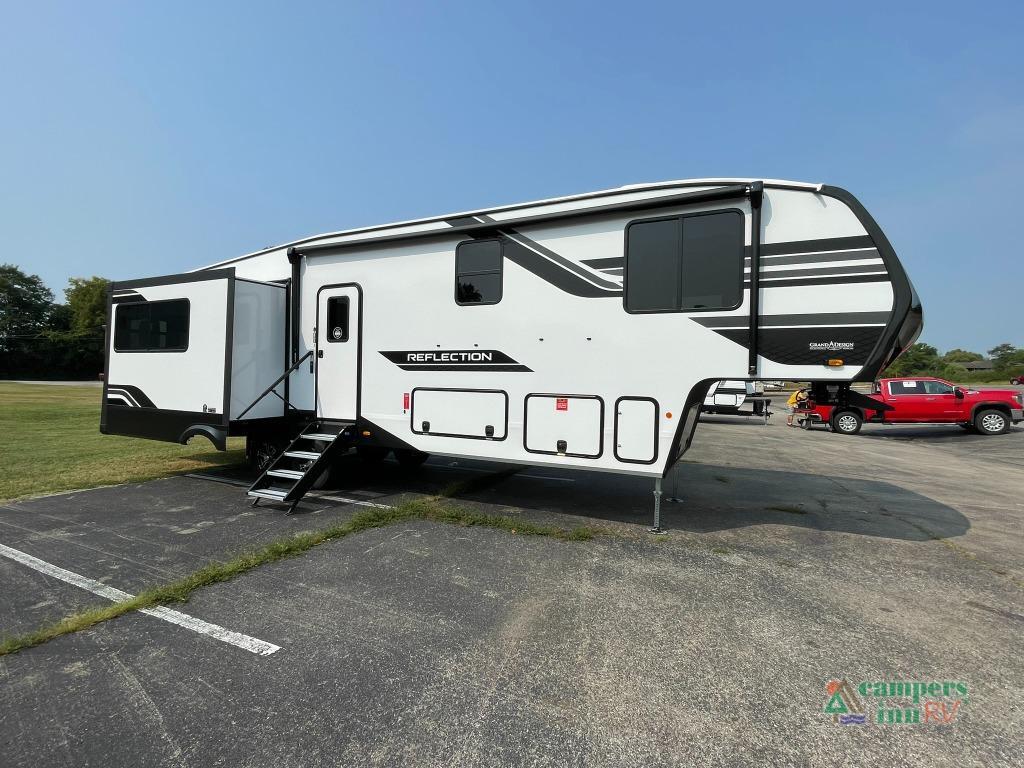 2026 Grand Design Reflection 324MBS in clarksville IN