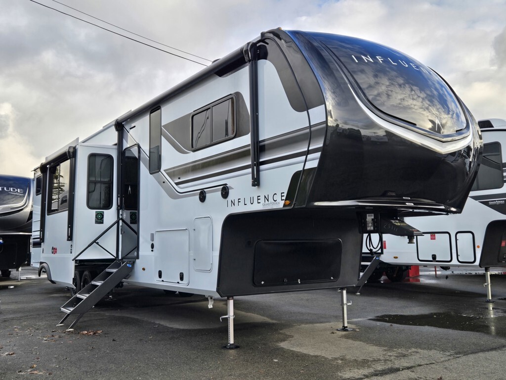2026 Grand Design Influence 3904BH in sacramento CA