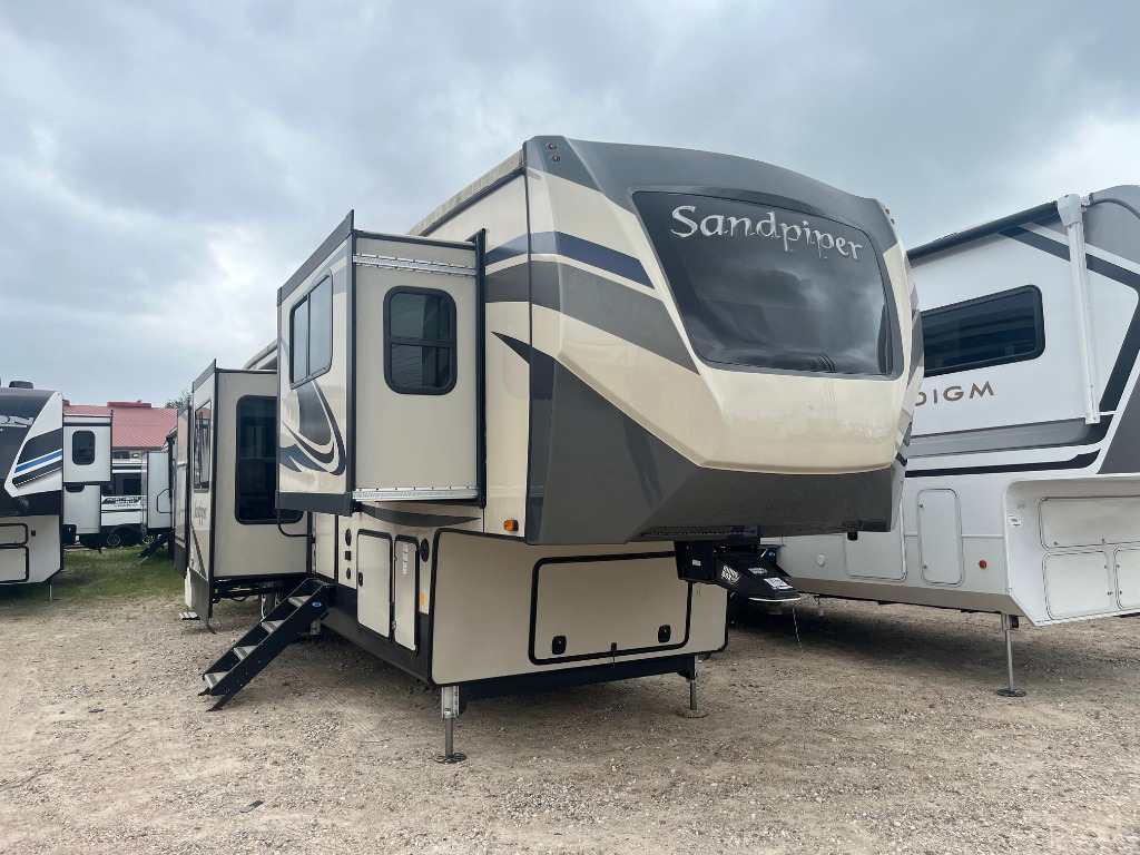 2021 Forest River Rv Sandpiper 379FLOK in houston TX