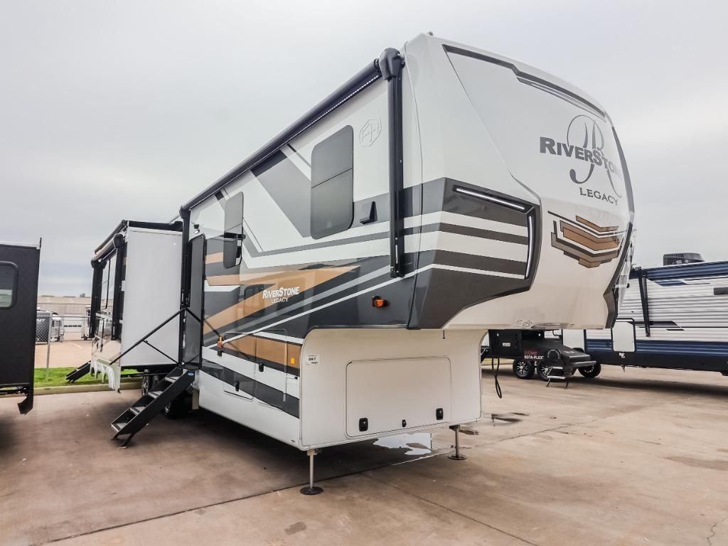 2025 Forest River Rv RiverStone 44DBL in katy TX