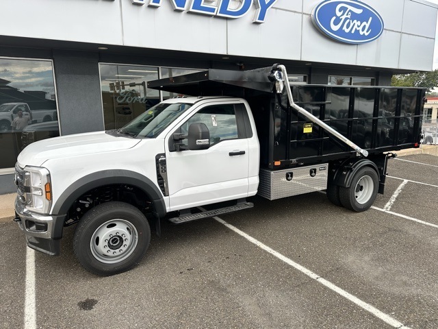 2026 Ford F-600 photo 3