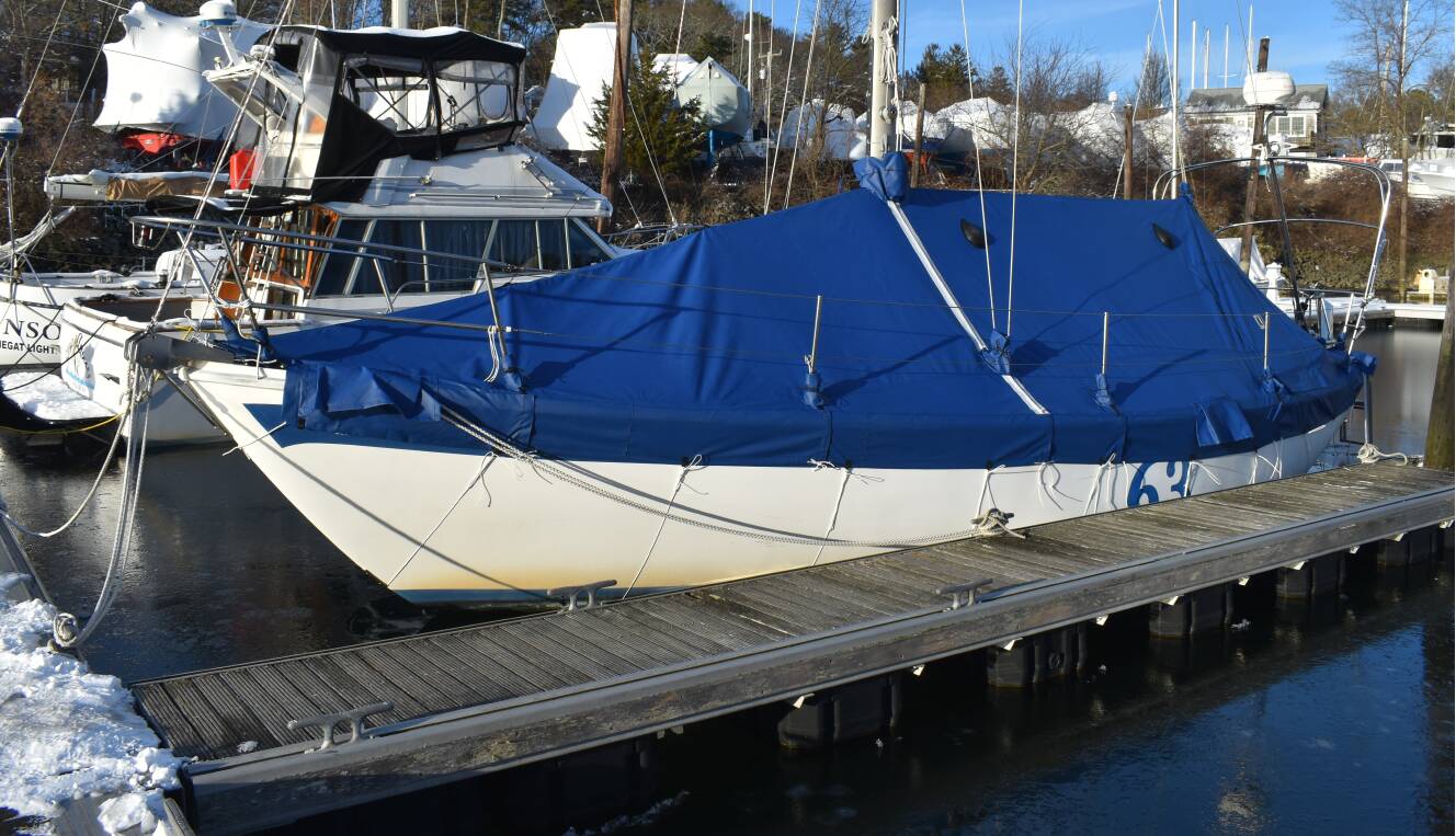 A photo of this 1977 Cal Yachts 34 Mk Iii