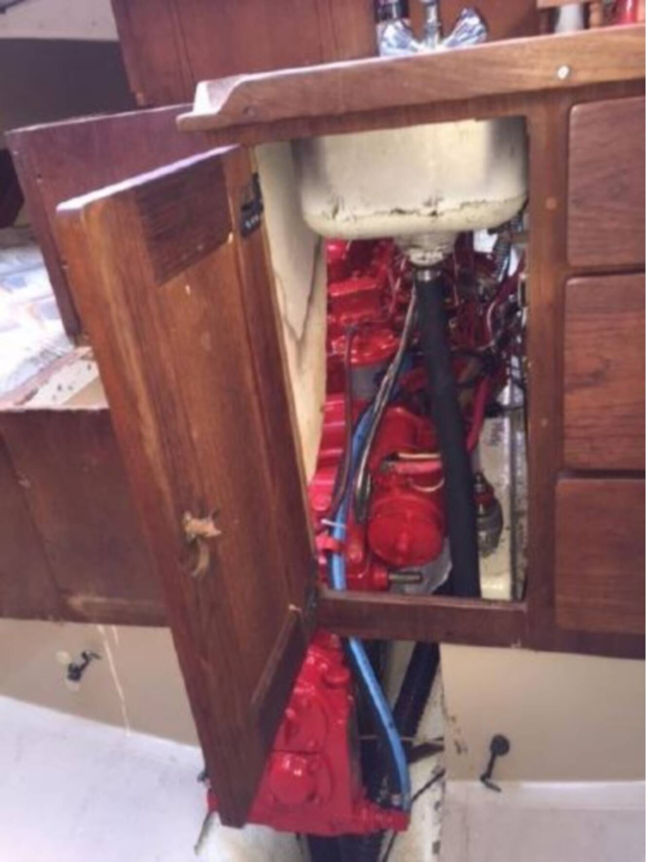 A photo of this 1977 Cal Yachts 34 Mk Iii