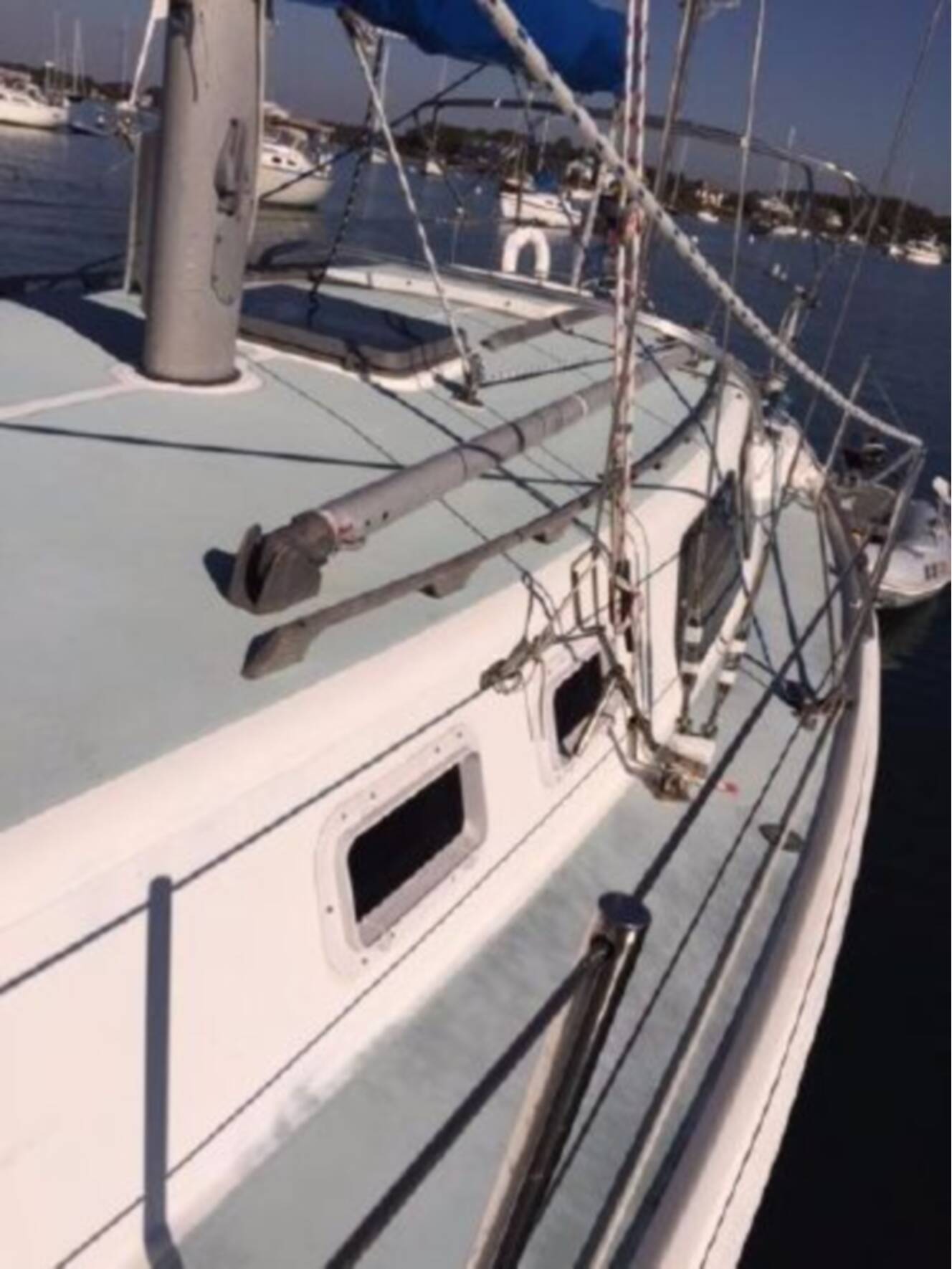 A photo of this 1977 Cal Yachts 34 Mk Iii