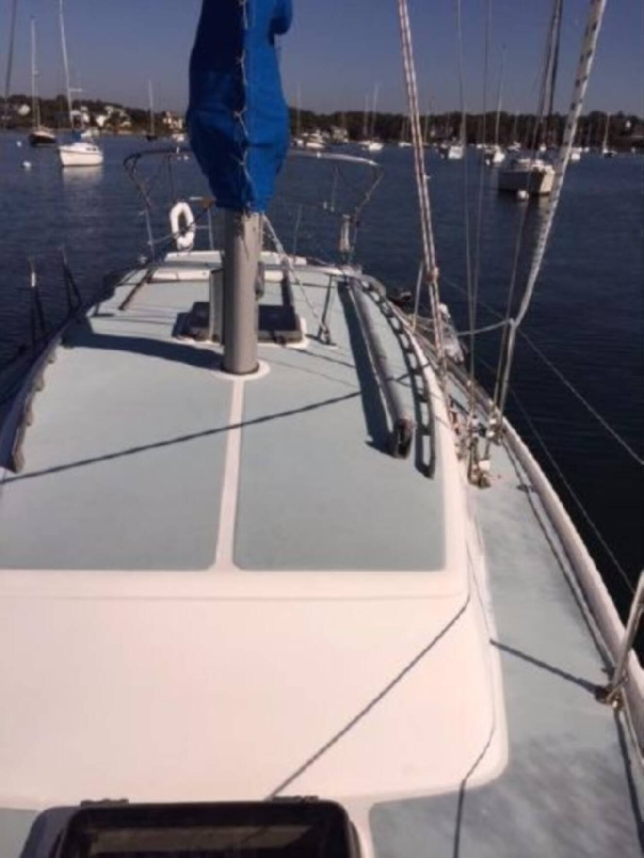 A photo of this 1977 Cal Yachts 34 Mk Iii