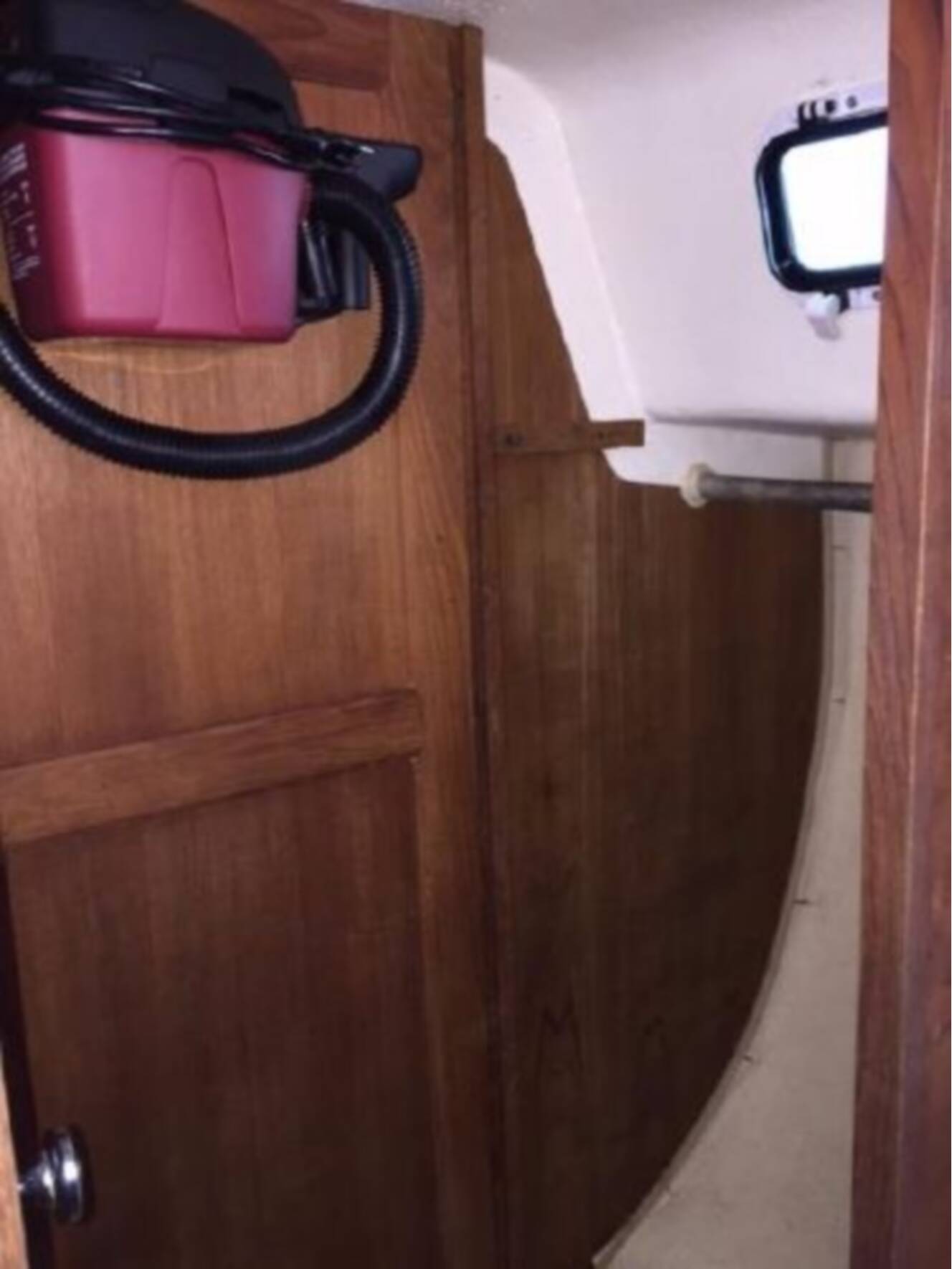 A photo of this 1977 Cal Yachts 34 Mk Iii