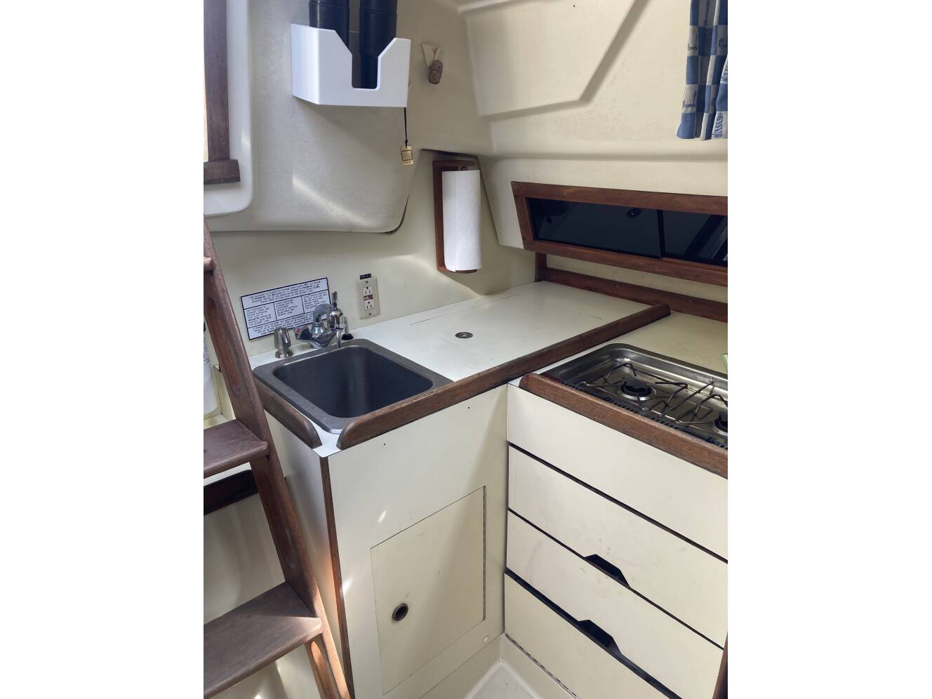 A photo of this 1983 Pearson 303 Pearson