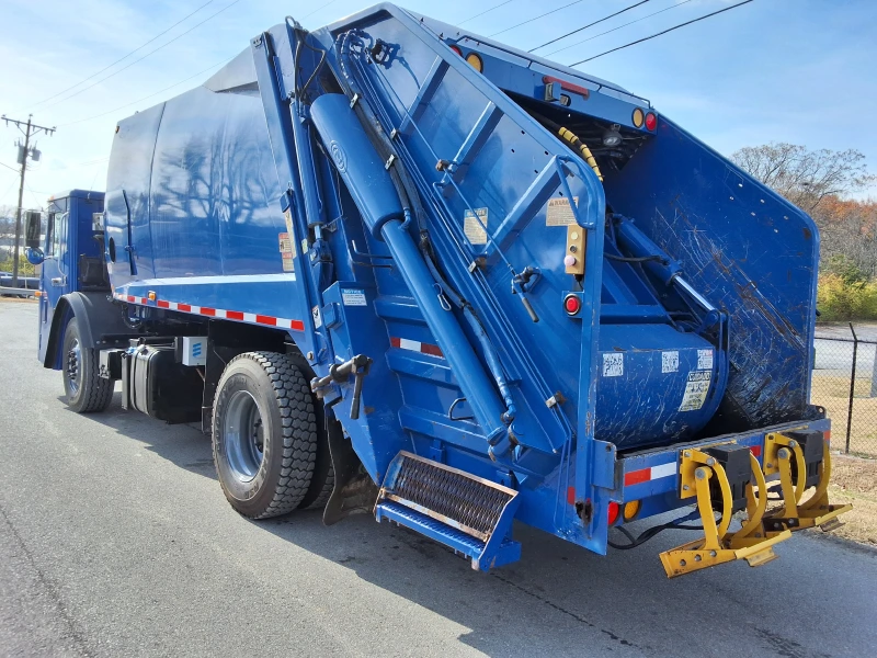 2013 MACK 600