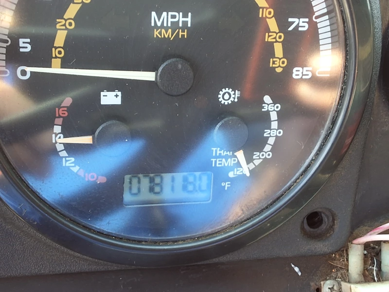 2013 MACK 600