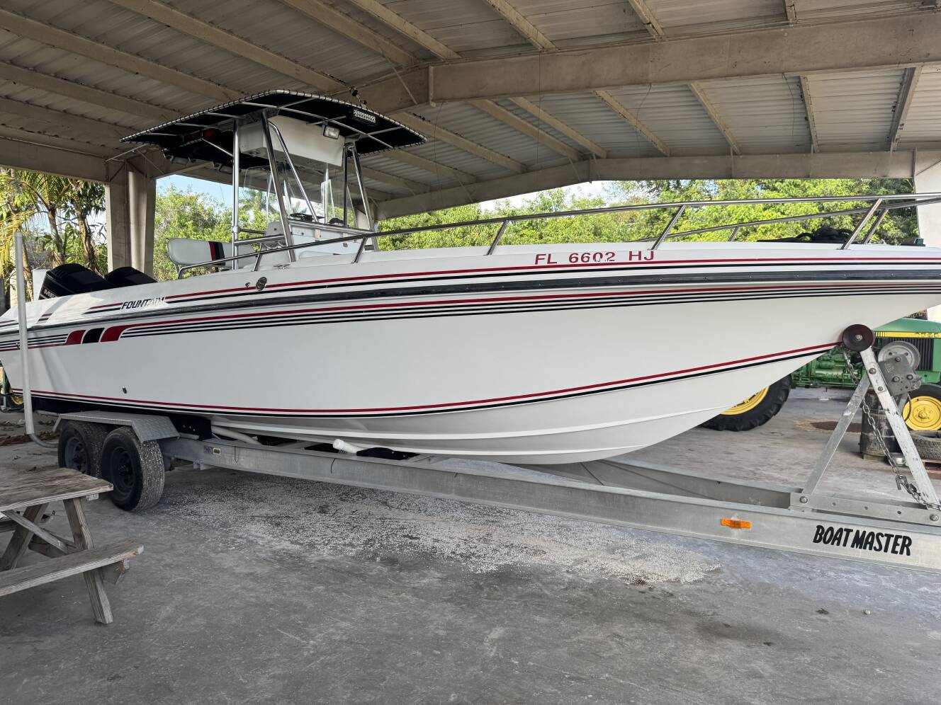 A photo of this 1992 Fountain 27 Offshore