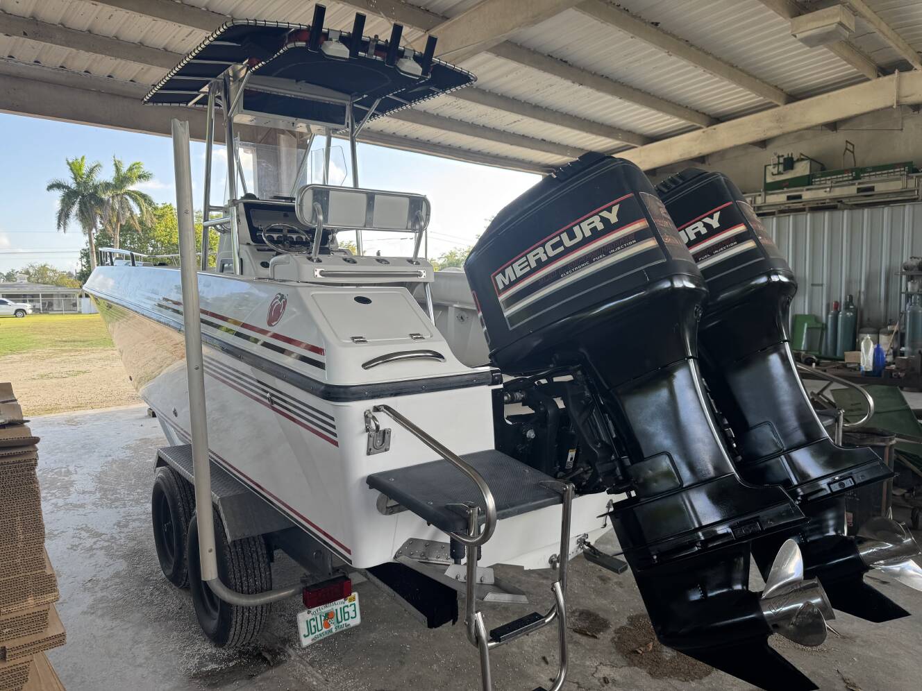 A photo of this 1992 Fountain 27 Offshore