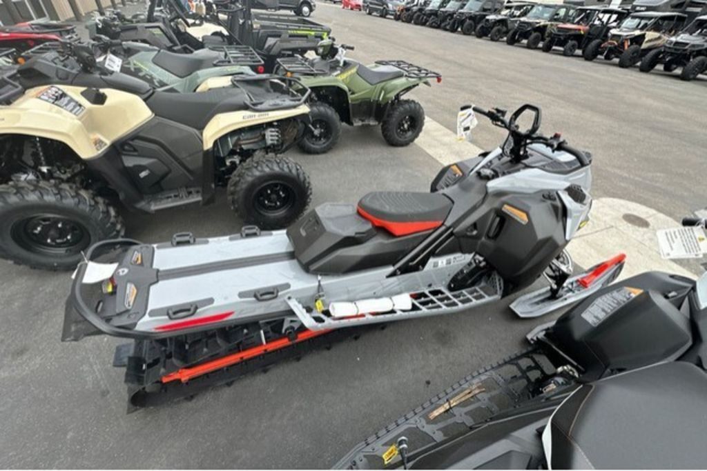 2026 Ski-Doo SM SUM X 850 S GY HAC 154 3P5F HUB 26 850 E-TEC® 154 3 850 E-TEC 154 3.0 in boise ID