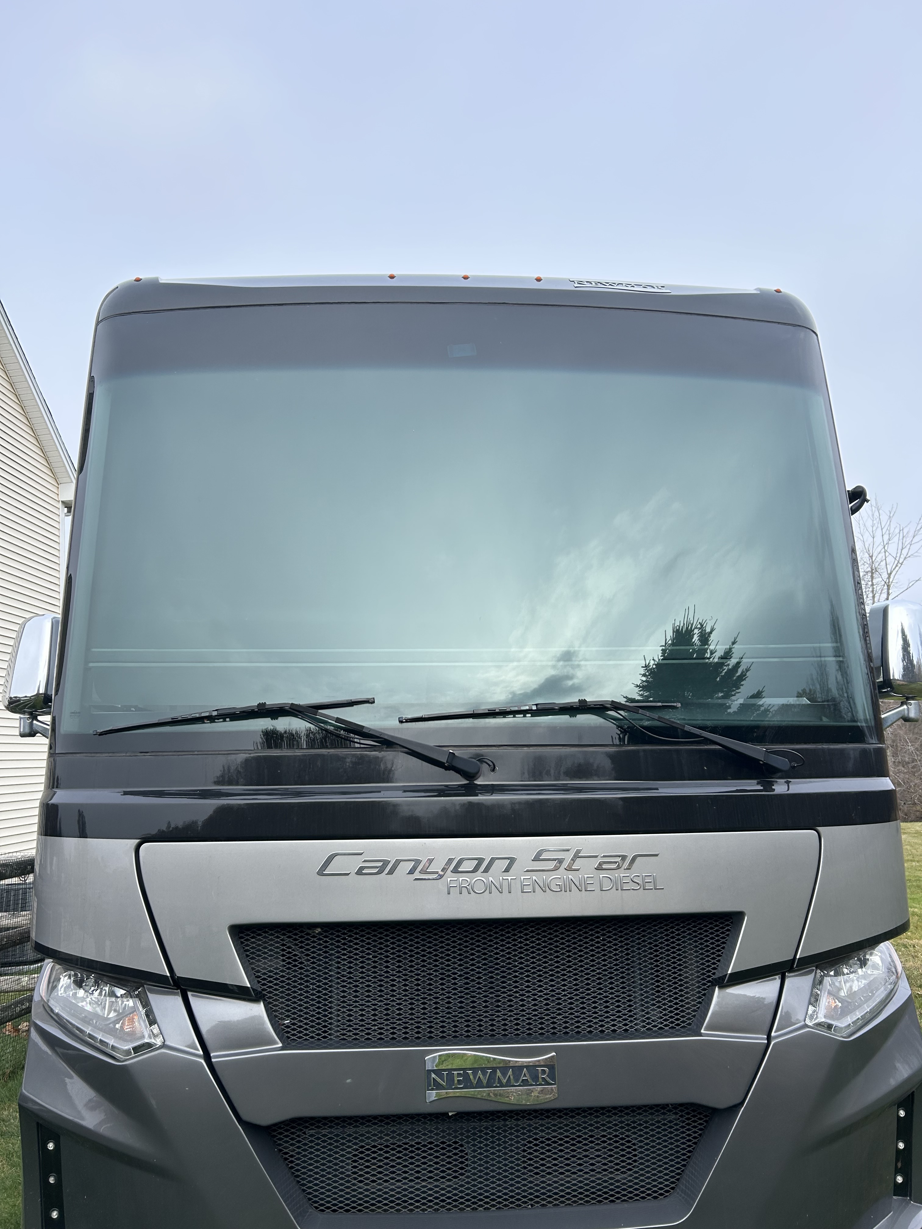 2021 Newmar CANYON STAR 3719 RV