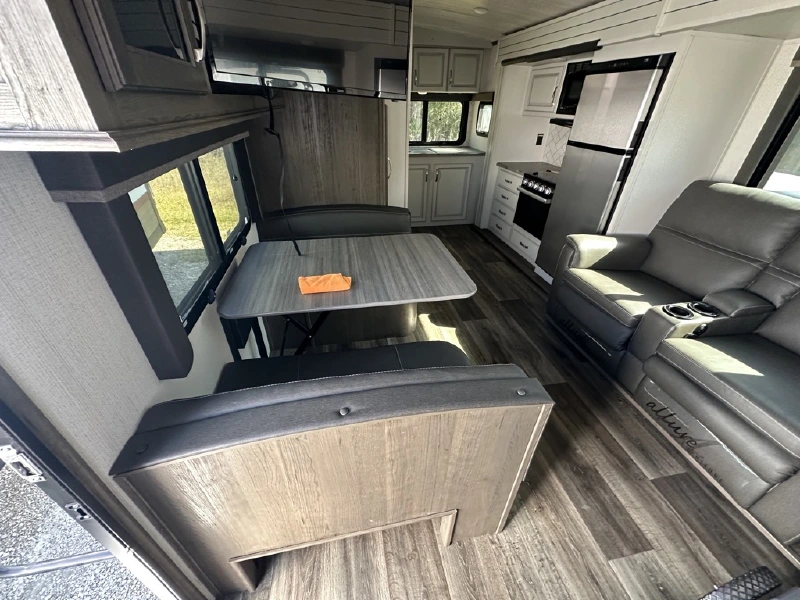 2022 KEYSTONE COUGAR HALF-TON 22MLS