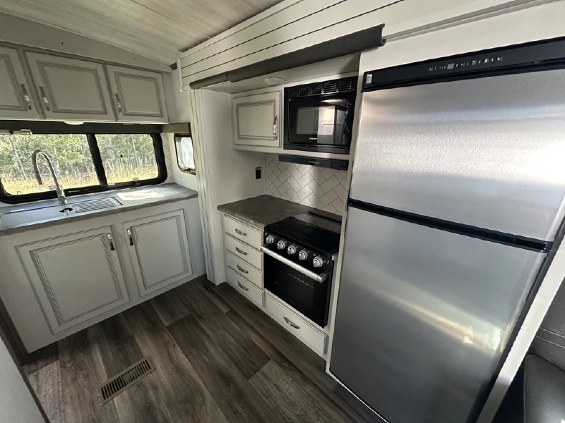 2022 KEYSTONE COUGAR HALF-TON 22MLS