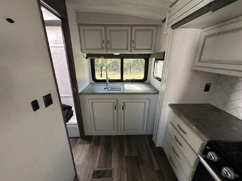 2022 KEYSTONE COUGAR HALF-TON 22MLS