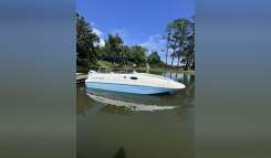 2021 Sea Pro Citation 2400 Bowrider Boat boat