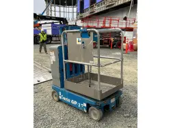 2017 GENIE GR-12