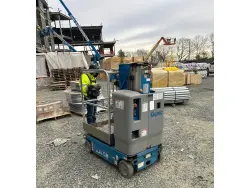 2017 GENIE GR-12