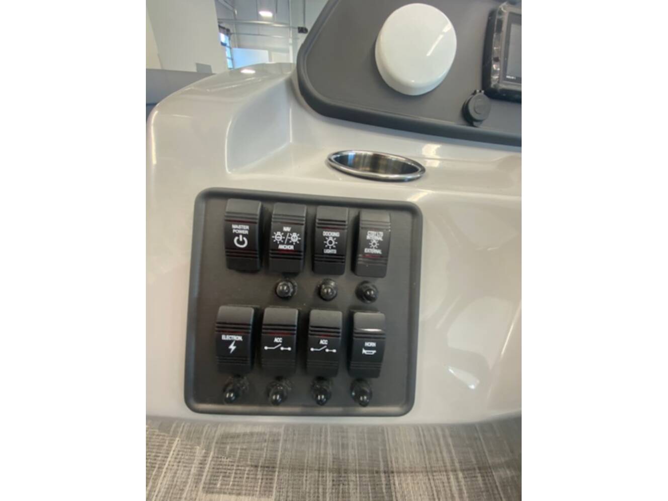 A photo of this 2026 Bentley 22 BOLT