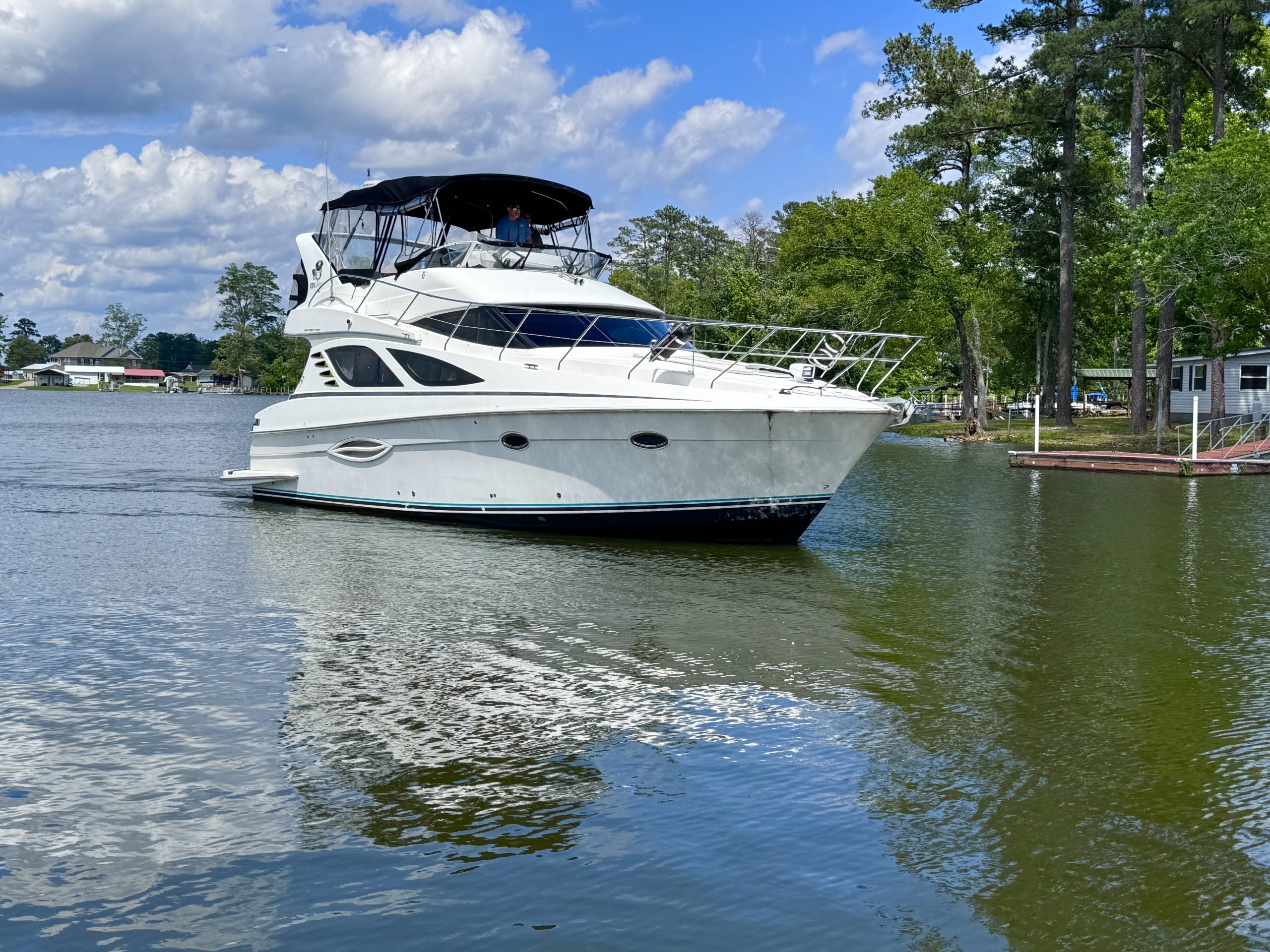 2005 Silverton 38 Sport Bridge Yacht boat