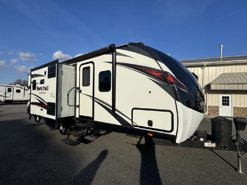 2017 HEARTLAND NORTH TRAIL CALIBER 27RBDS