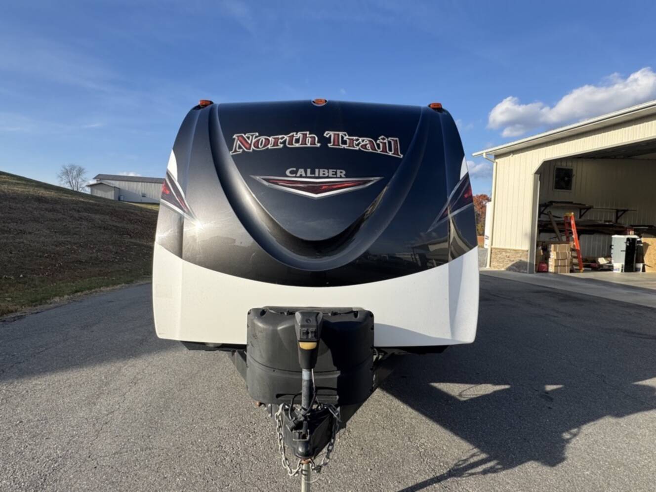 A photo of this 2017 Heartland NORTH TRAIL CALIBER 27RBDS