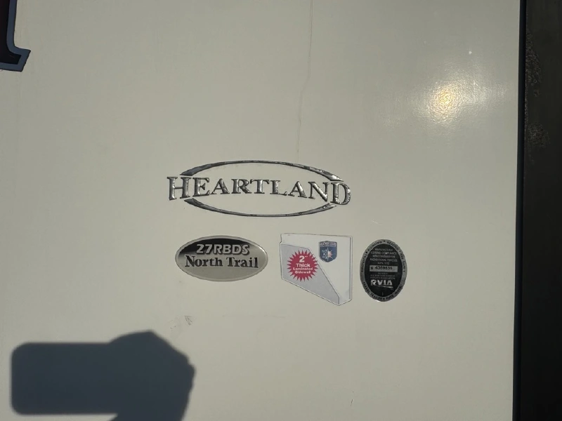 2017 HEARTLAND NORTH TRAIL CALIBER 27RBDS