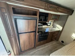 2017 HEARTLAND NORTH TRAIL CALIBER 27RBDS