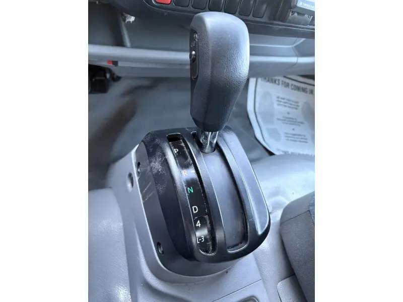 2020 HINO 195