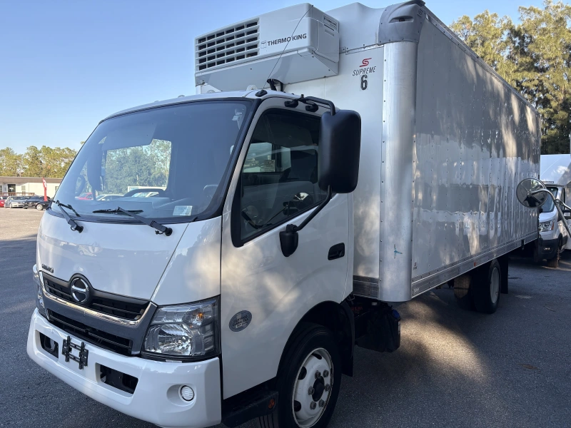 2020 HINO 195