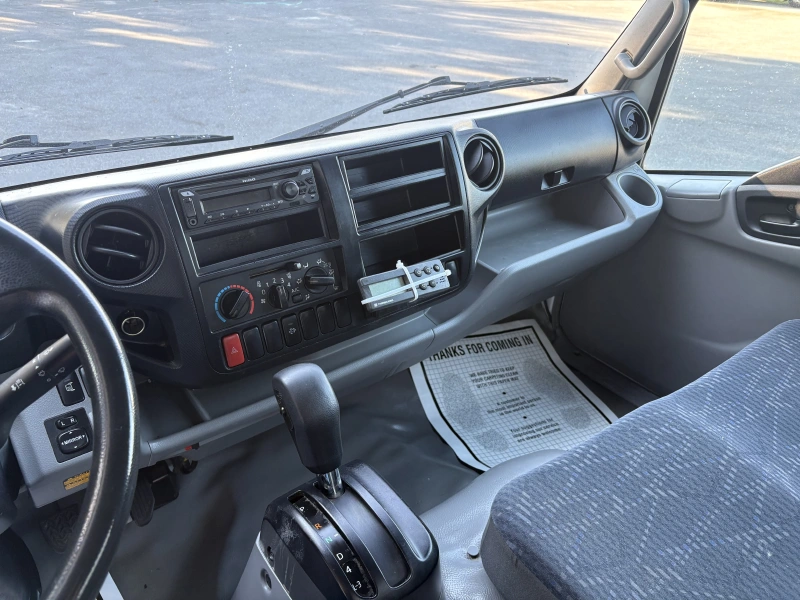 2020 HINO 195