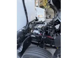 2020 HINO 195