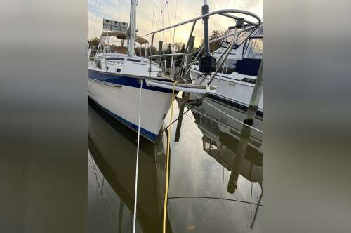 1984 Irwin Shoal in chestertown MD