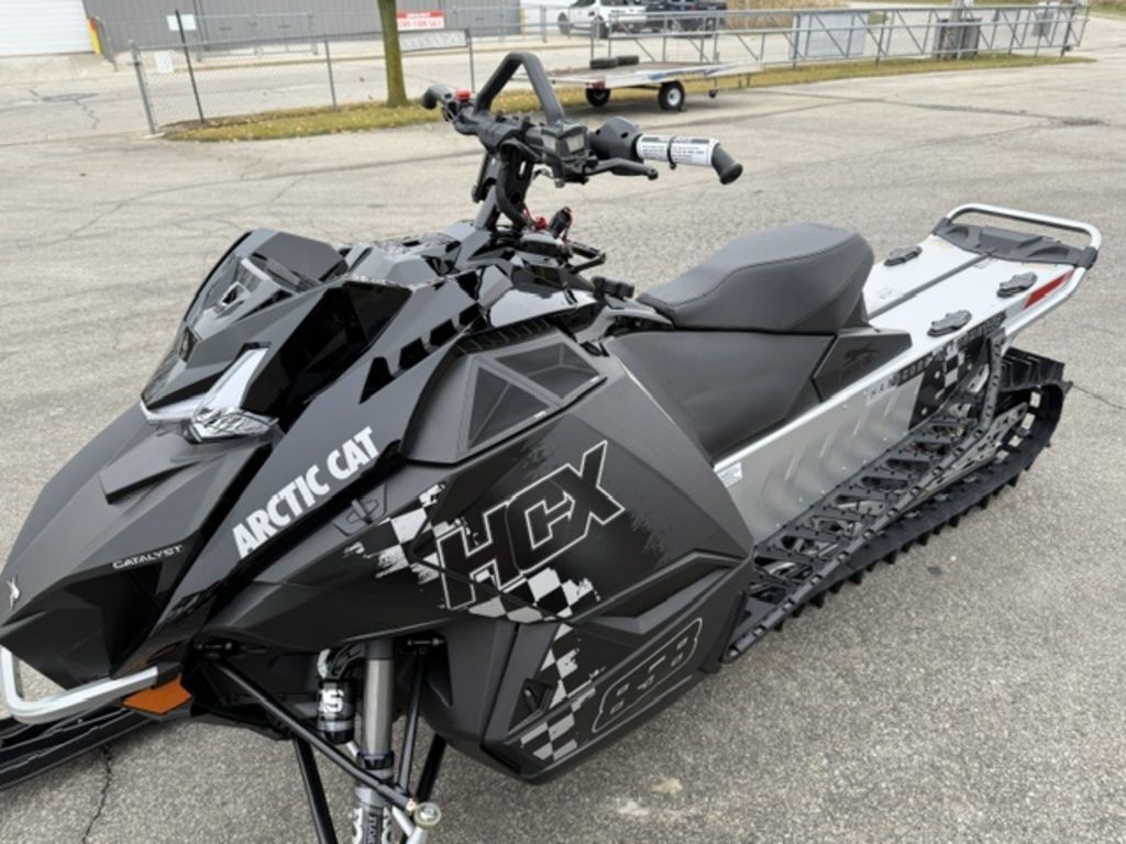 Arctic Cat Snowmobile For Sale Near Francis Creek, Wisconsin