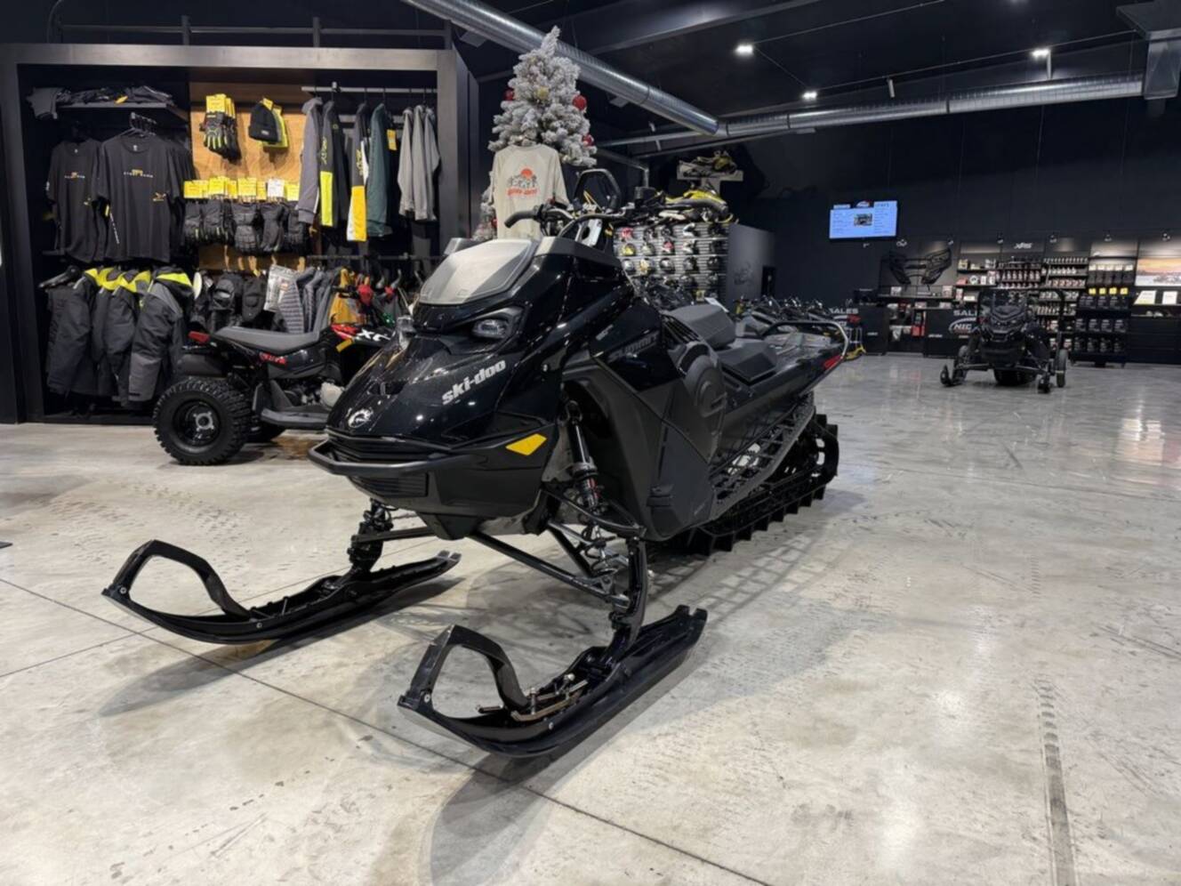 A photo of this 2026 Ski-Doo Summit® Adrenaline® with Edge Package 850 E-TEC 154 H